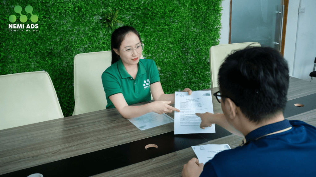 When renting an ad account, it is important to pay attention to hidden costs and account control.